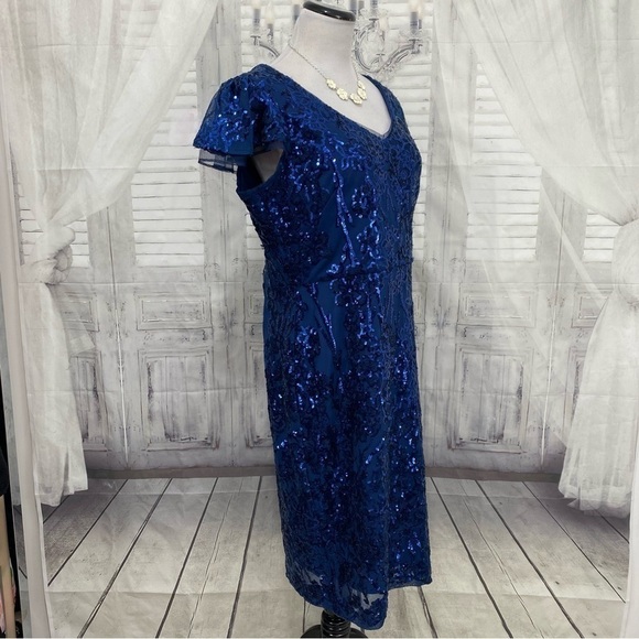 R & M Richards Size 14 Blue Sequined Dress Flutter Sleeve V Neck Cocktail Sheath - Picture 6 of 12